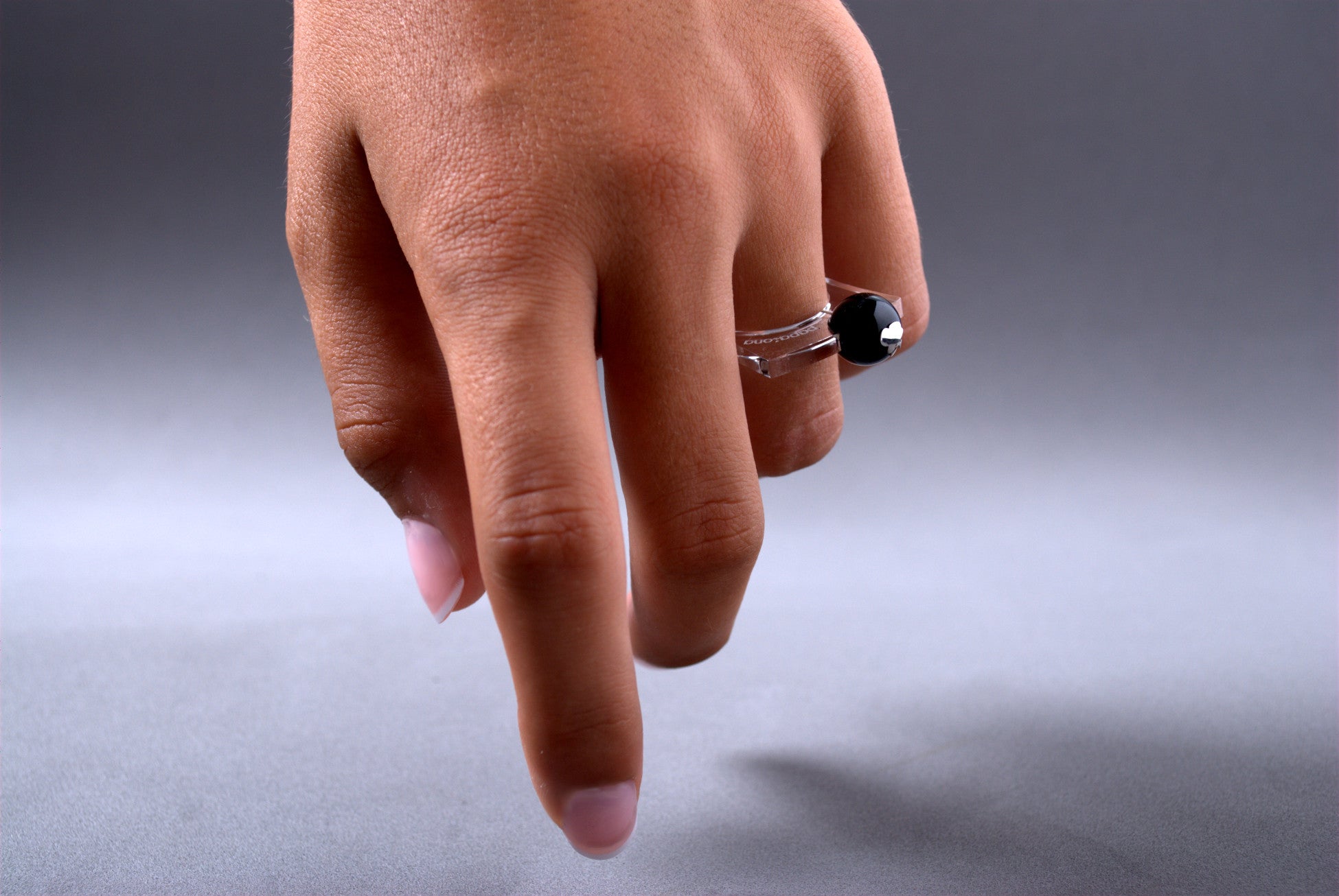 Anillo Papaiona T4On - Crystal Black