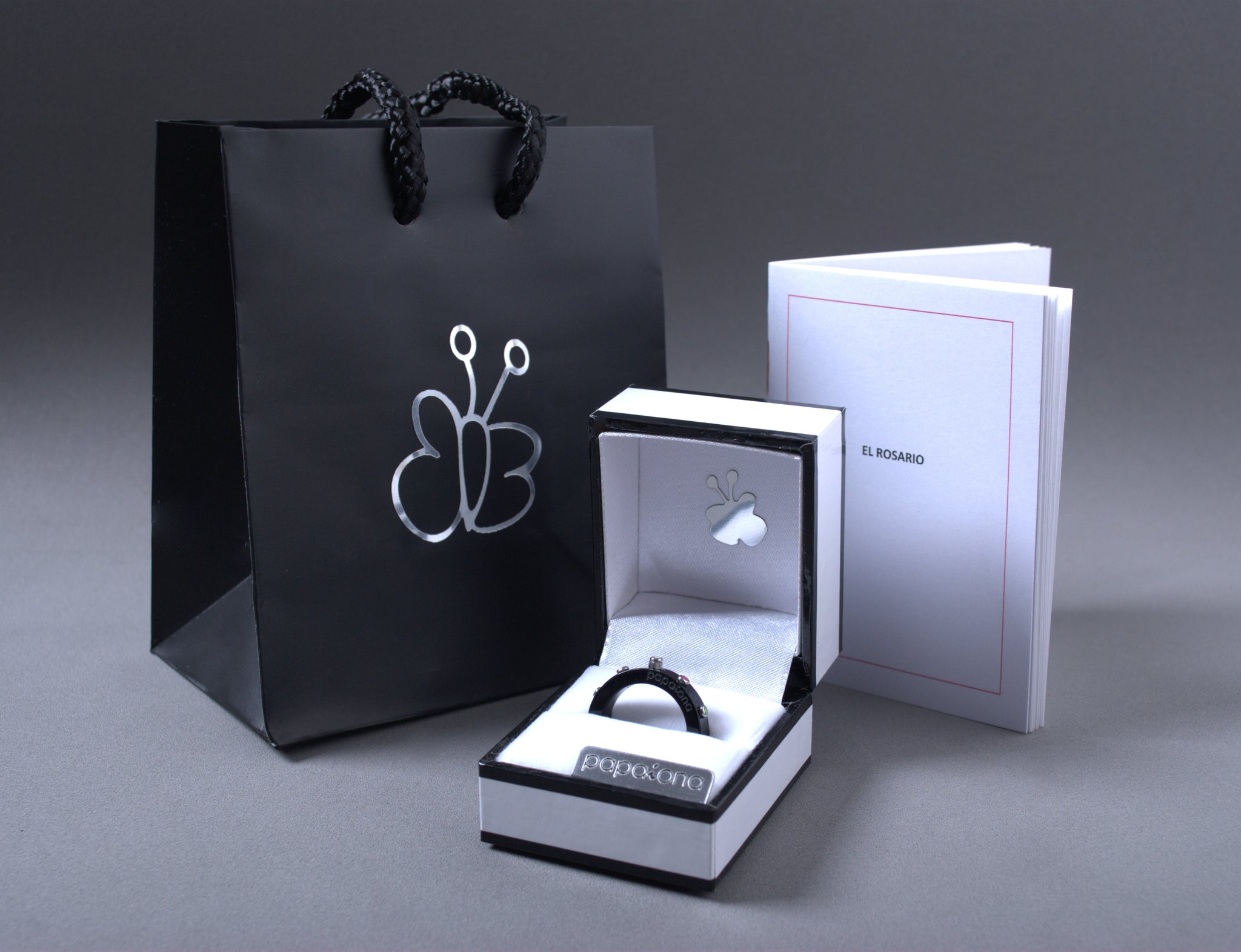Papaiona Black Rosary Ring Set