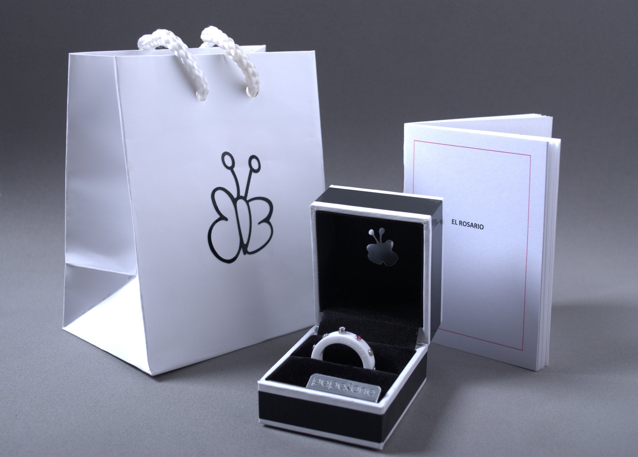 White Rosary Ring by Papaiona Set